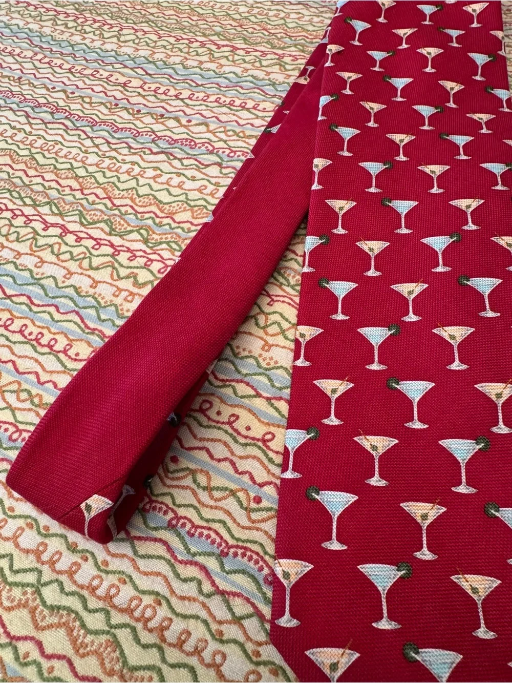 Off Island by Tommy Bahama Red Martini Glass Silk Vintage Tie